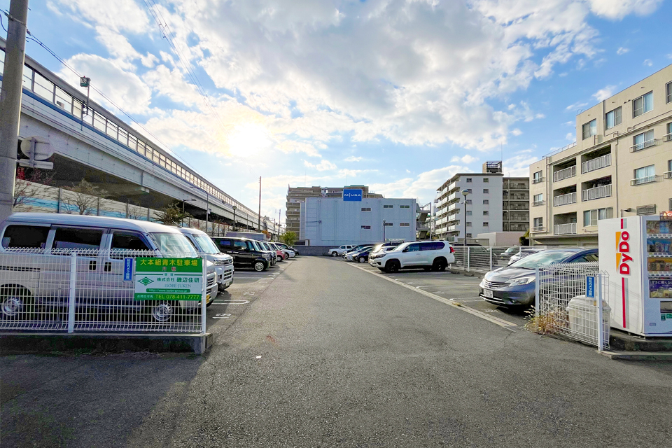 当院専用の無料駐車場がございます